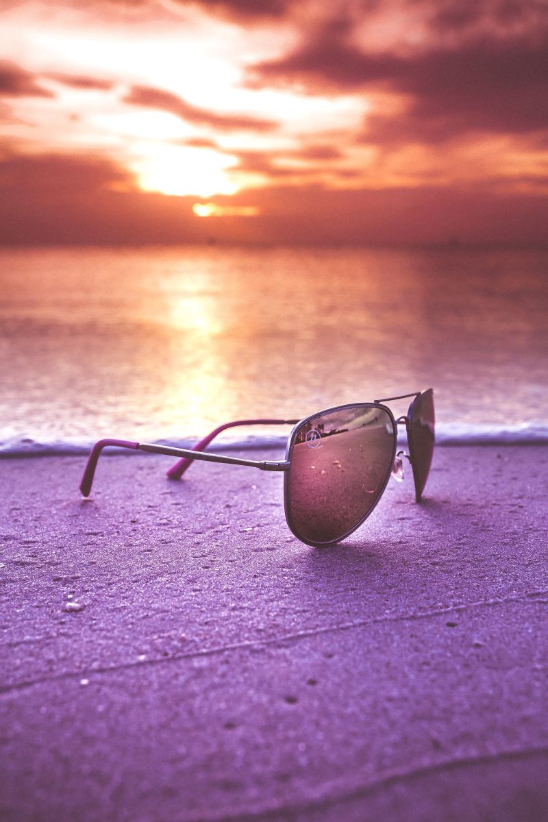 Discover the Fashion Forward Appeal of Mirrored Aviator Sunglasses