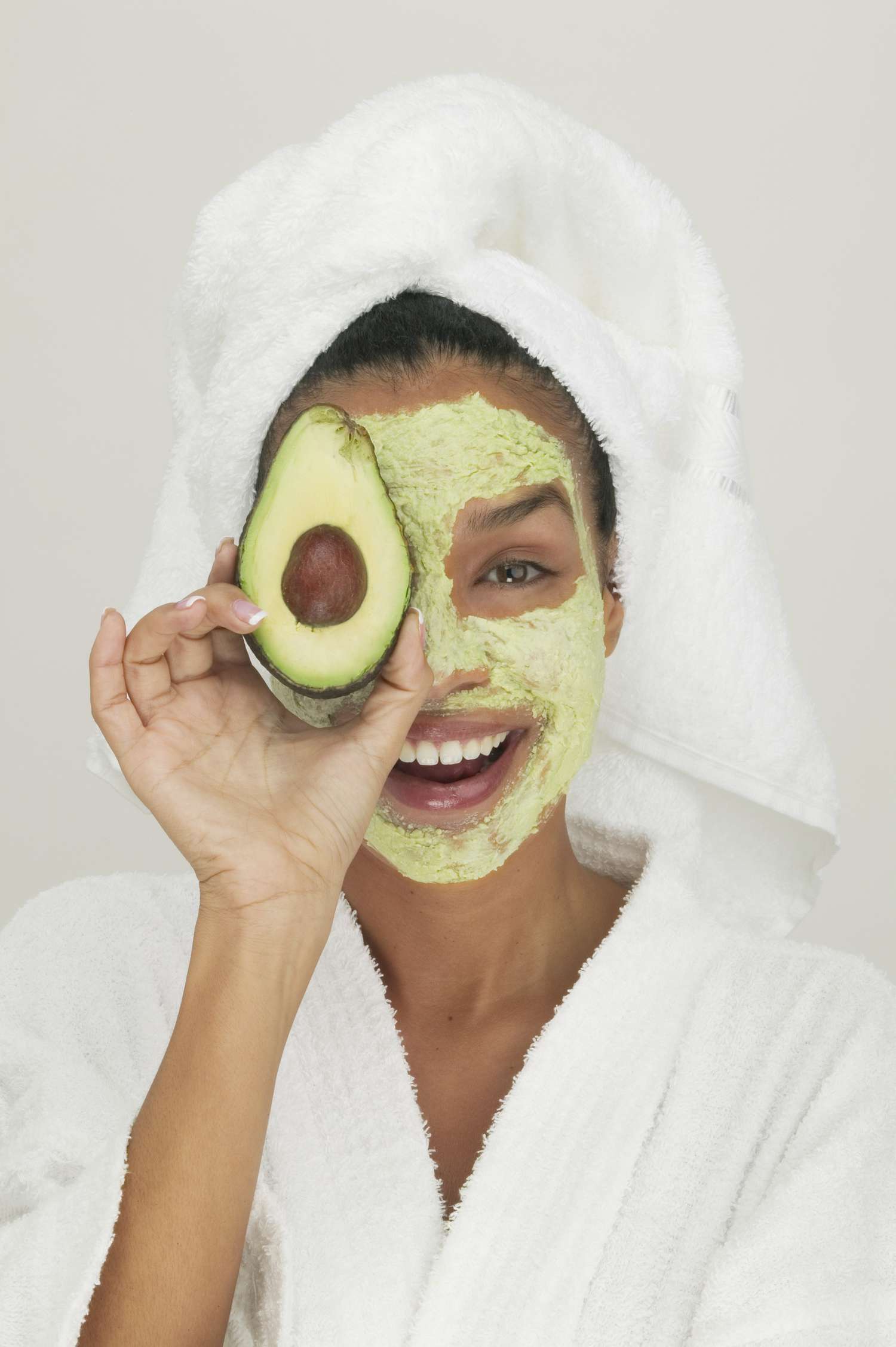 Exploring the Wonders of a Refreshing Avocado and Oatmeal Clay Mask